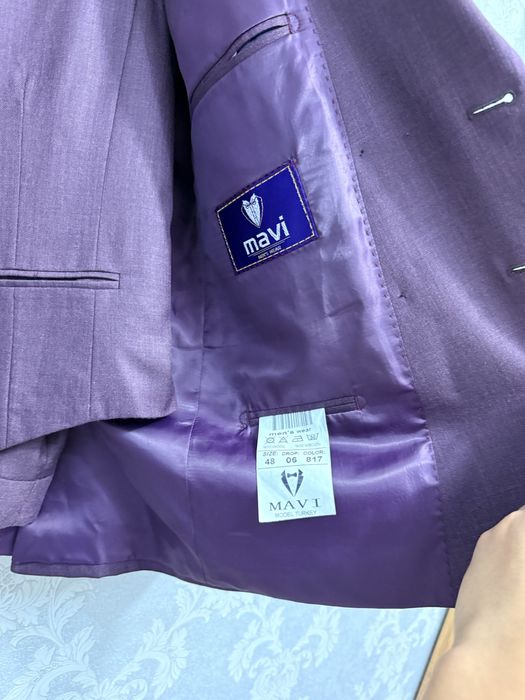 Продам мужские костюмы