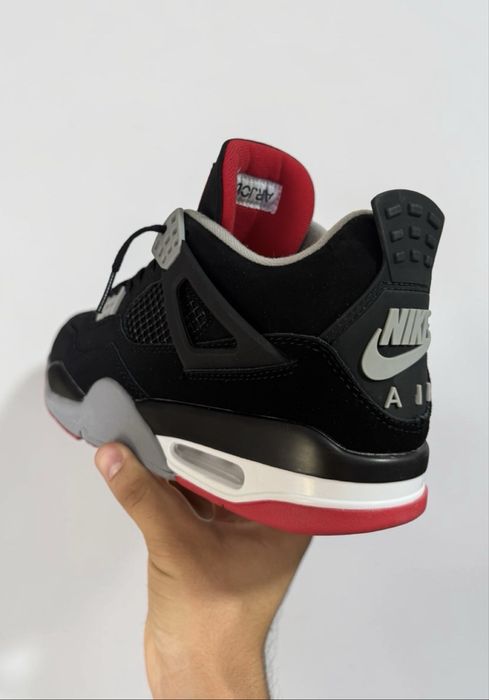 Nike Air Jordan 4 Black Cement Bred Mărimea 41 Noi în Cutie