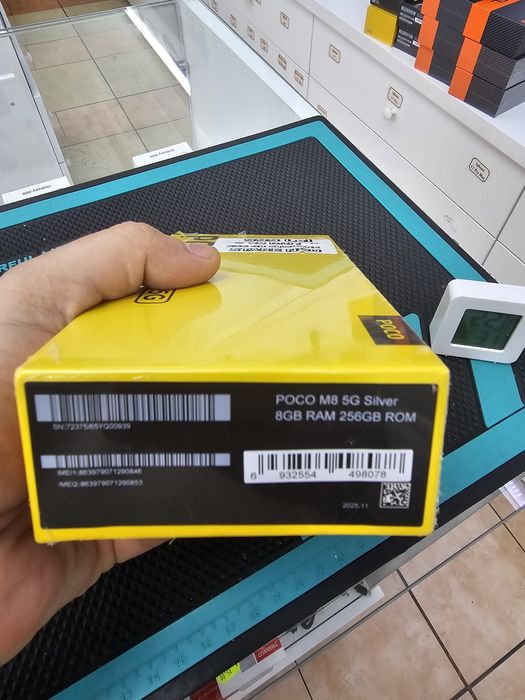 Poco M8 5G, 8/256 GB, Sigilat, Garanție