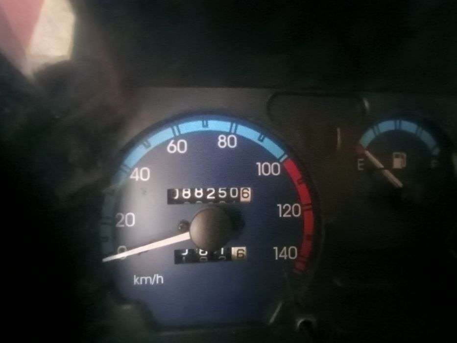 Labo sotiladi yili 2023 probek 88 000 km polni ful shumka kraska toza
