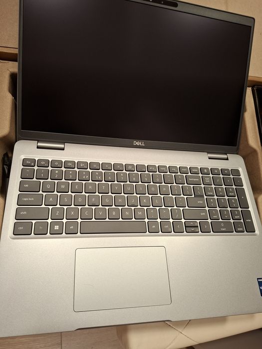 Dell Latitude 5540, 15.6 TOUCH, i7 1365U, 32Gb, 512SSD