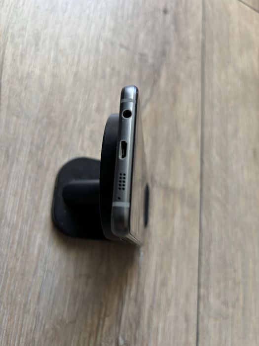 Samsung Galaxy A3 (2016) SM-A310F – Negru – Stare impecabilă / Liber de rețea