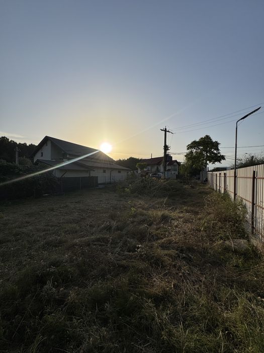 Teren zavoi Stefanesti intravilan suprafata 550 mp imprejmuit