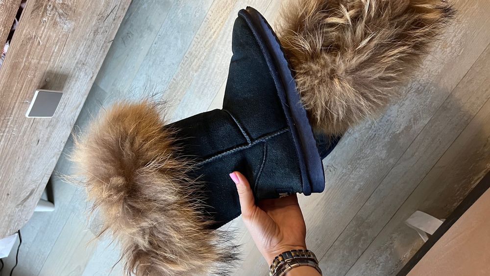 Боти ботушки с естествен пух