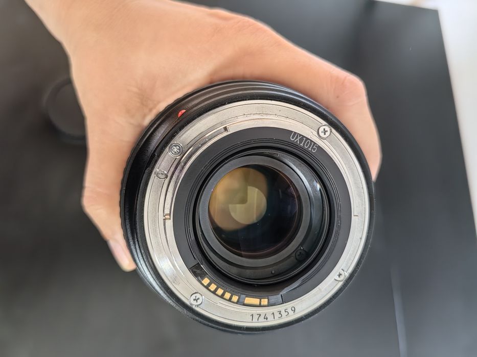 Obiectiv Canon EF 24-70 mm F2. 8