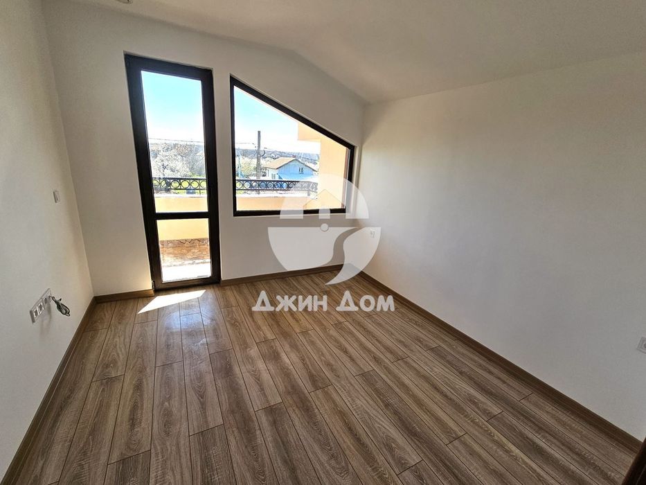 Продава се Къща в с. Полски извор, Област Бургас - 195 кв.м за 1100 €/кв.м - Снимка #10