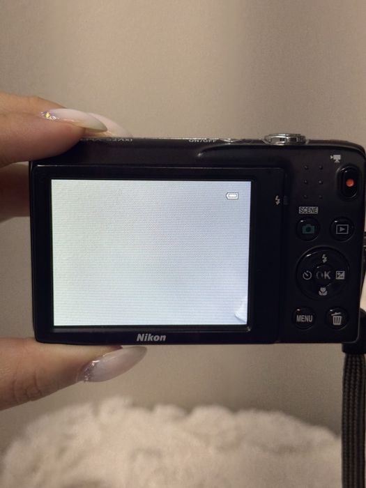 Nikon Coolpix S2700