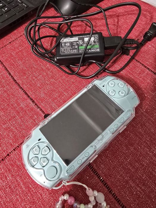 Mint Green PSP 2000