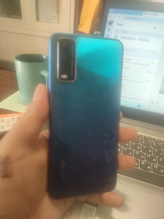 Продам телефон Vivo2027