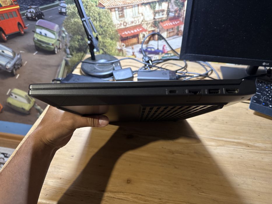 Продам игровой ноутбук HP VICTUS