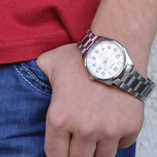 Нов дамски часовник Casio LTP-1302PD-7BVEG - гаранция