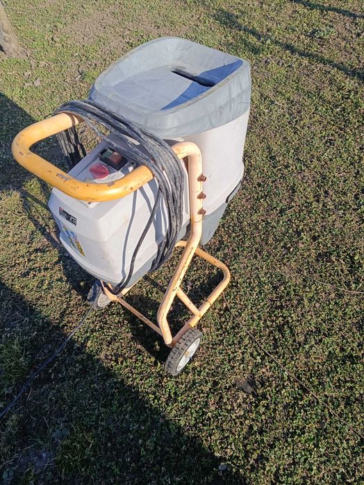 Tocator crengi Ryobi RSH2455