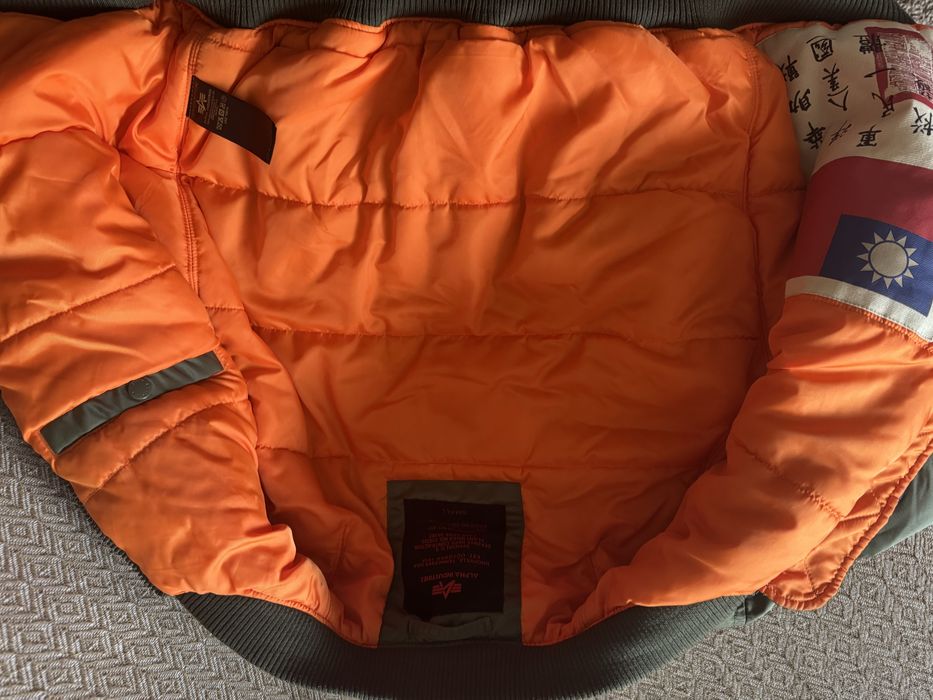 Яке Alpha Industrie S размер