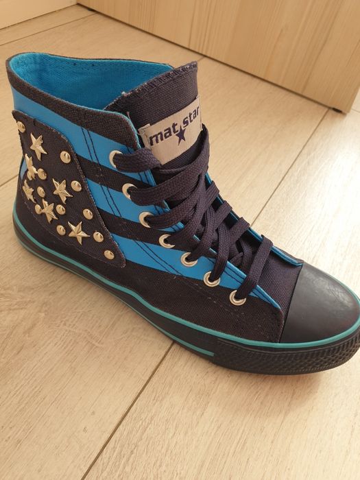 Нови Дамски Кецове