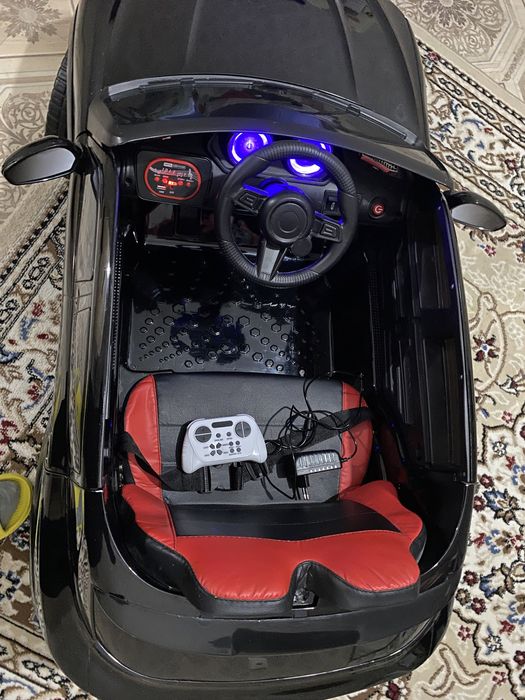 Детская электромашина мерс