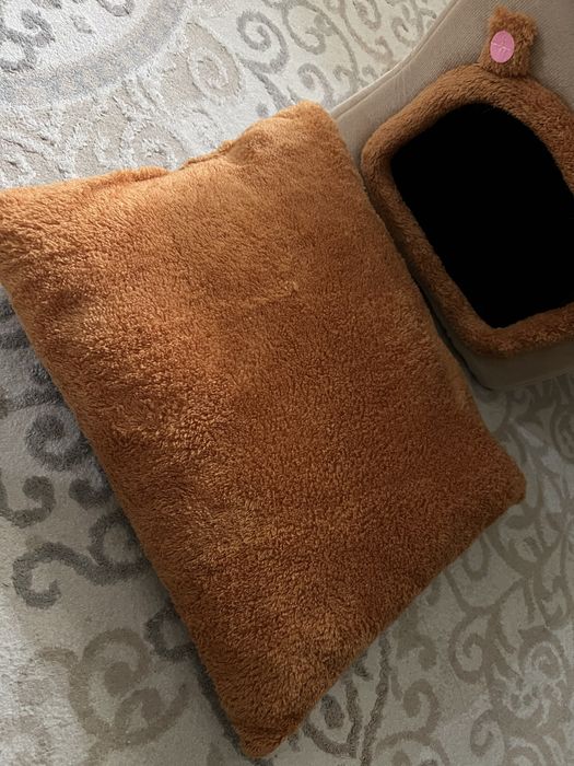 Домик для кошек и собак