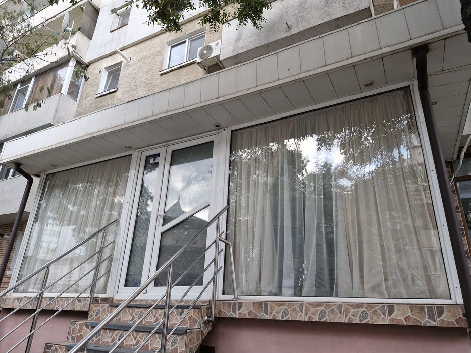 Vând spațiu comercial Tulcea