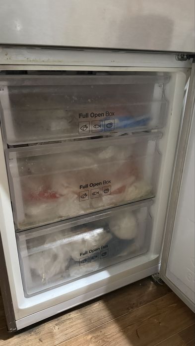 Холодильник samsung