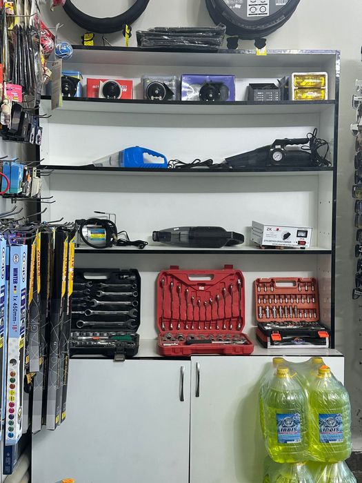 Стеклянные витрины, эконом панели, шкафы б/у