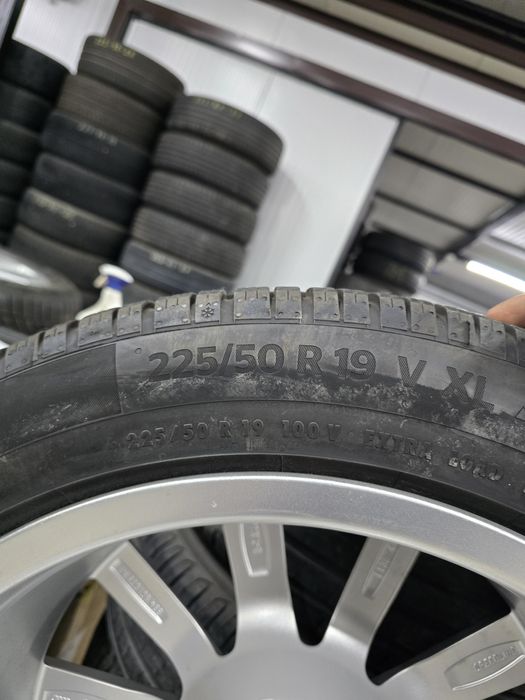 4 Броя 225/50/19 Continental 7,5mm