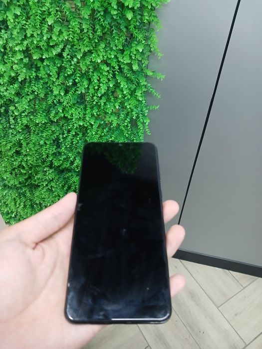 Продам Samsung A04 на 64 ГБ