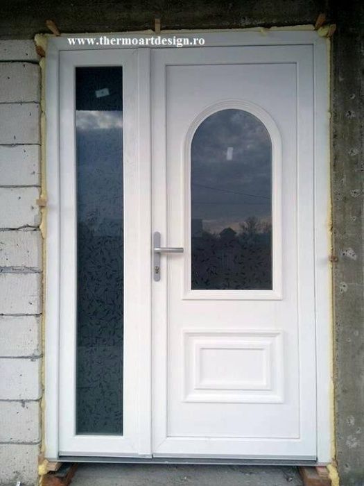 Ferestre si usi pvc cu geam termopan, rulouri, usi garaj!