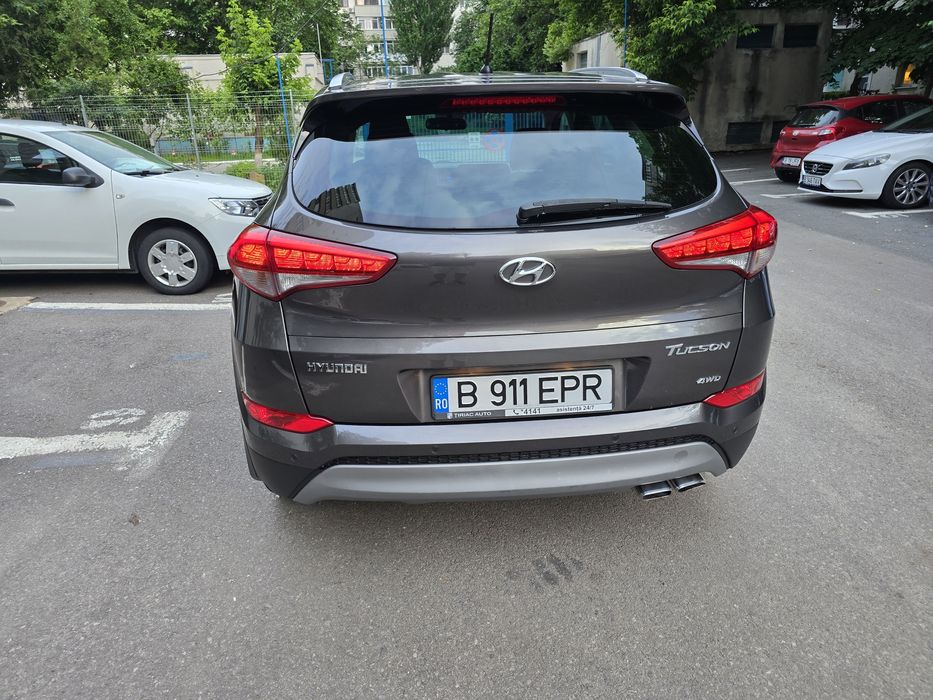 Hyundai Tucson 2.0 CRDi 4x4 136CP, 97.000 km Primul proprietar, Achiziționată RO