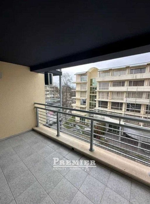 Просторно студио в централната част на Слънчев Бряг