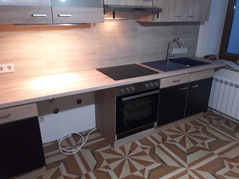 Дава се под наем Етаж от къща в Свищов - 62 кв.м за 255 € - Снимка #1