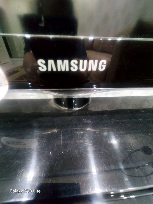 Продам телевизор