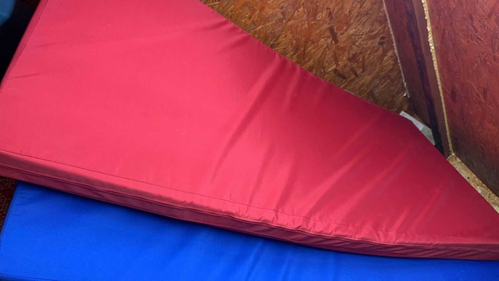 2 saltele pentru sport