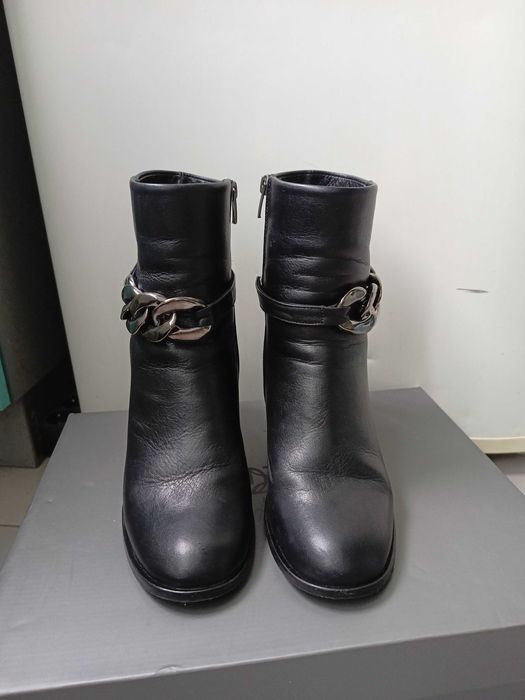 Боти от естествена кожа  Gianni