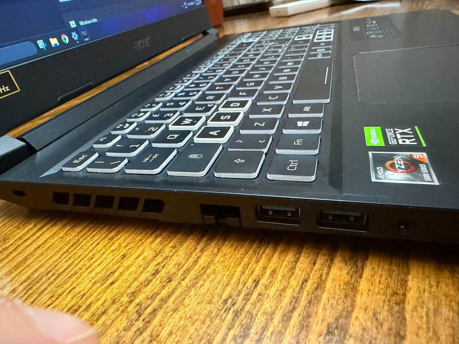 Продавам Acer Nitro 5 AN515-45 – Ryzen 9 5900HX / RTX 3080 / 32GB RAM / 1TB SSD / 144Hz