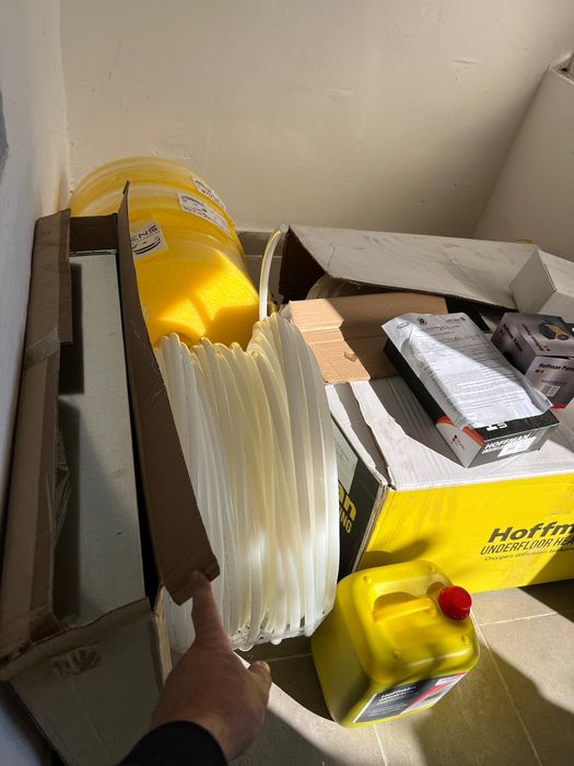 Vand sistem NOU instalatie incalzire in pardoseala