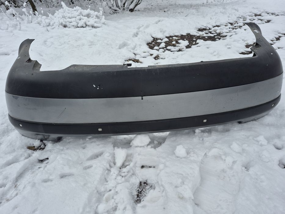 Задна броня за Пасат В5.5 оборудвана с ПАРКТРОНИЦИ