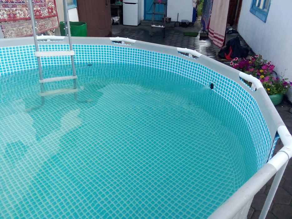 Боссеин 18 кубов хорошем состоянии