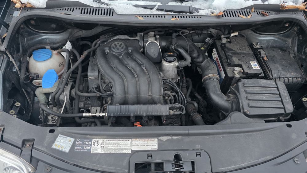 Volkswagen Caddy Life 10/2008 – 2.0 CNG + Benzină – 7 Locuri