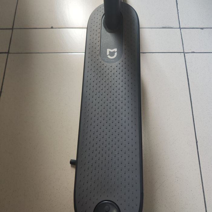 Электросамокат Xiaomi M365
