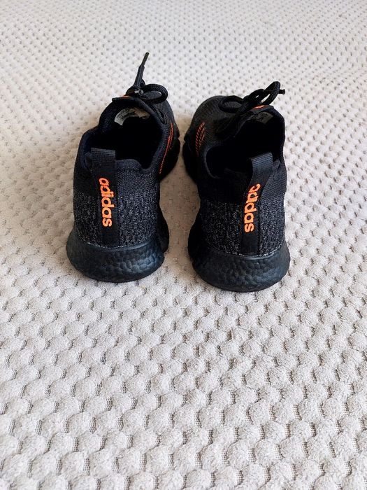 Кроссовки совершенно новые!!!