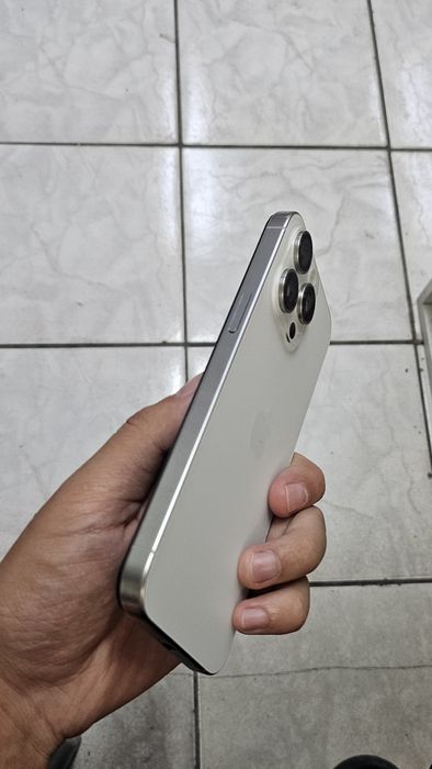 Продам iPhone 15 Pro Max