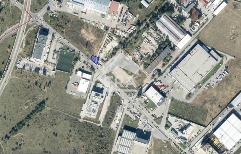 ЕКСКЛУЗИВНО! Имот с лице на главна улица в индустриална зона, НПЗ Искъ