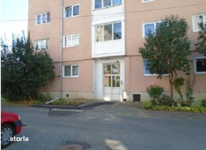 Apartament 2 camere cota parte 20/64 Sibiu, ID: R3354320