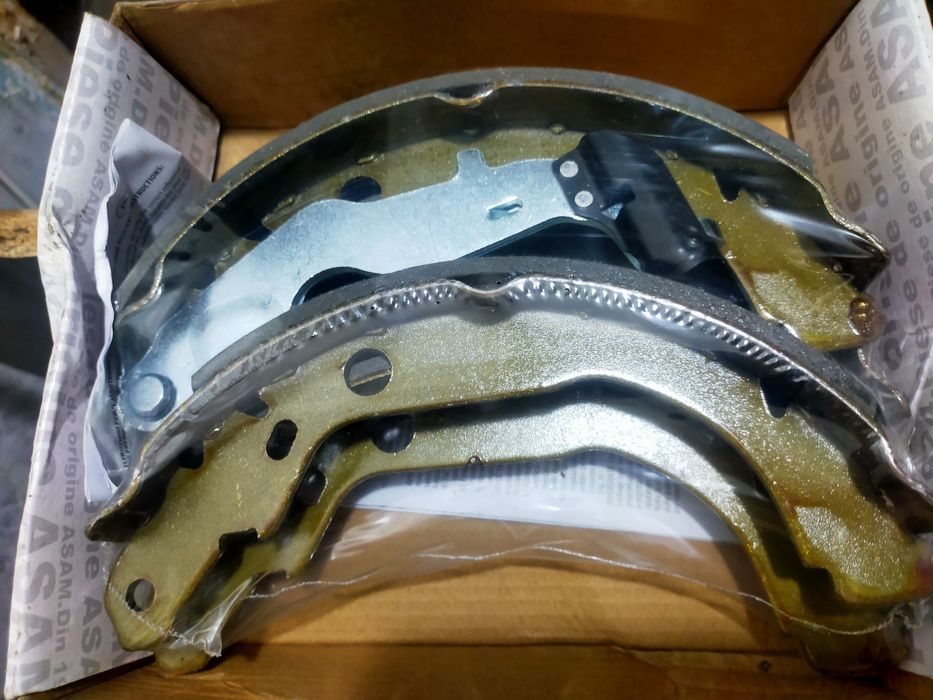 Колодки задние Рено Дастер