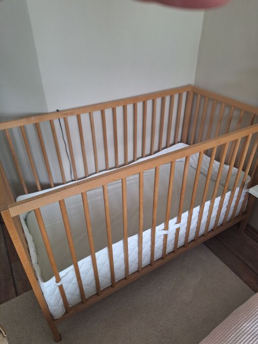 Кошара с двулицев матрак