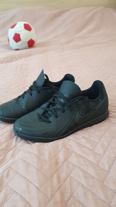 Pantofi fotbal copii Nike Pantofi Sport Jr. Phantom GX 2 Academy 33