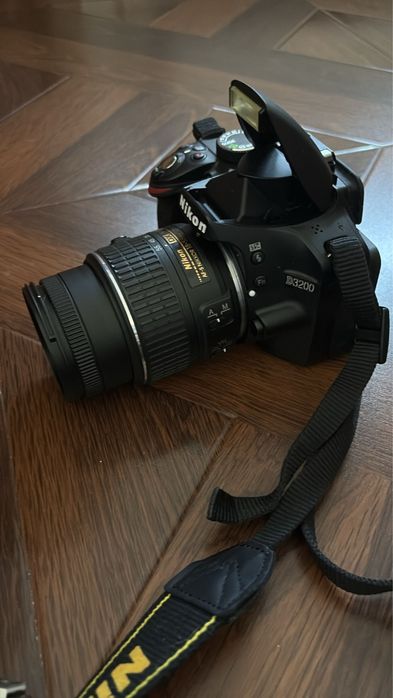 Nikon D3200 cu obiectiv