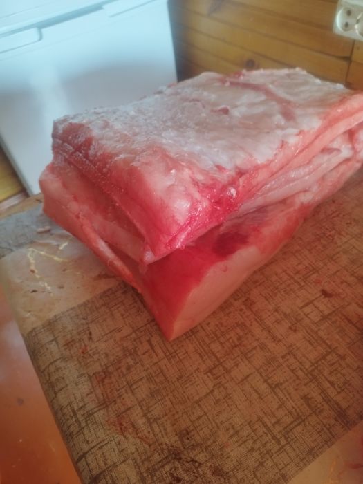 Продам свежее сало