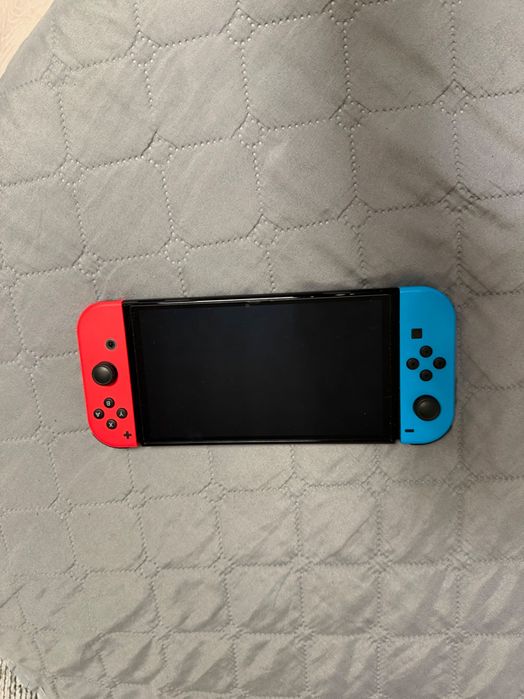 Nintendo switch red and blue