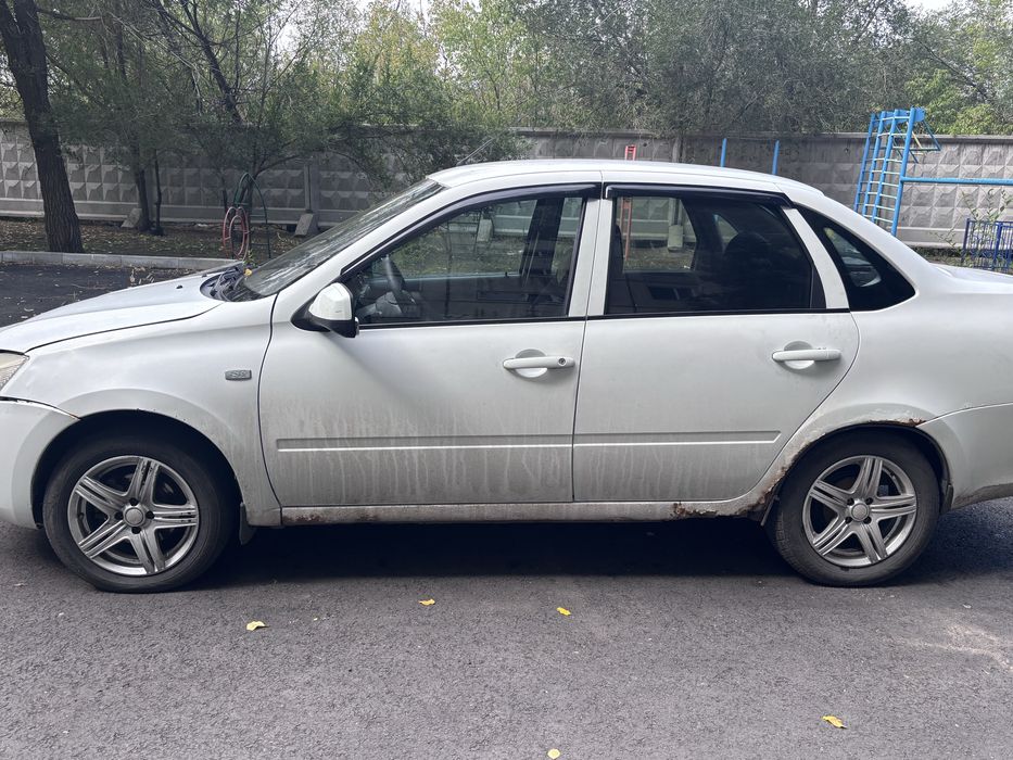 Lada granta 2012 1,6 автомат