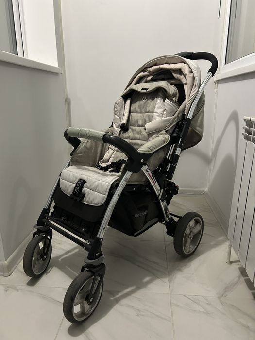 Коляска прогулочная